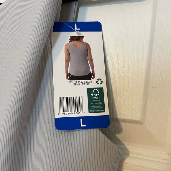 BUNDLE OF 2 - 32 degrees tank tops, with built in bra, grey - Picture 3 of 8